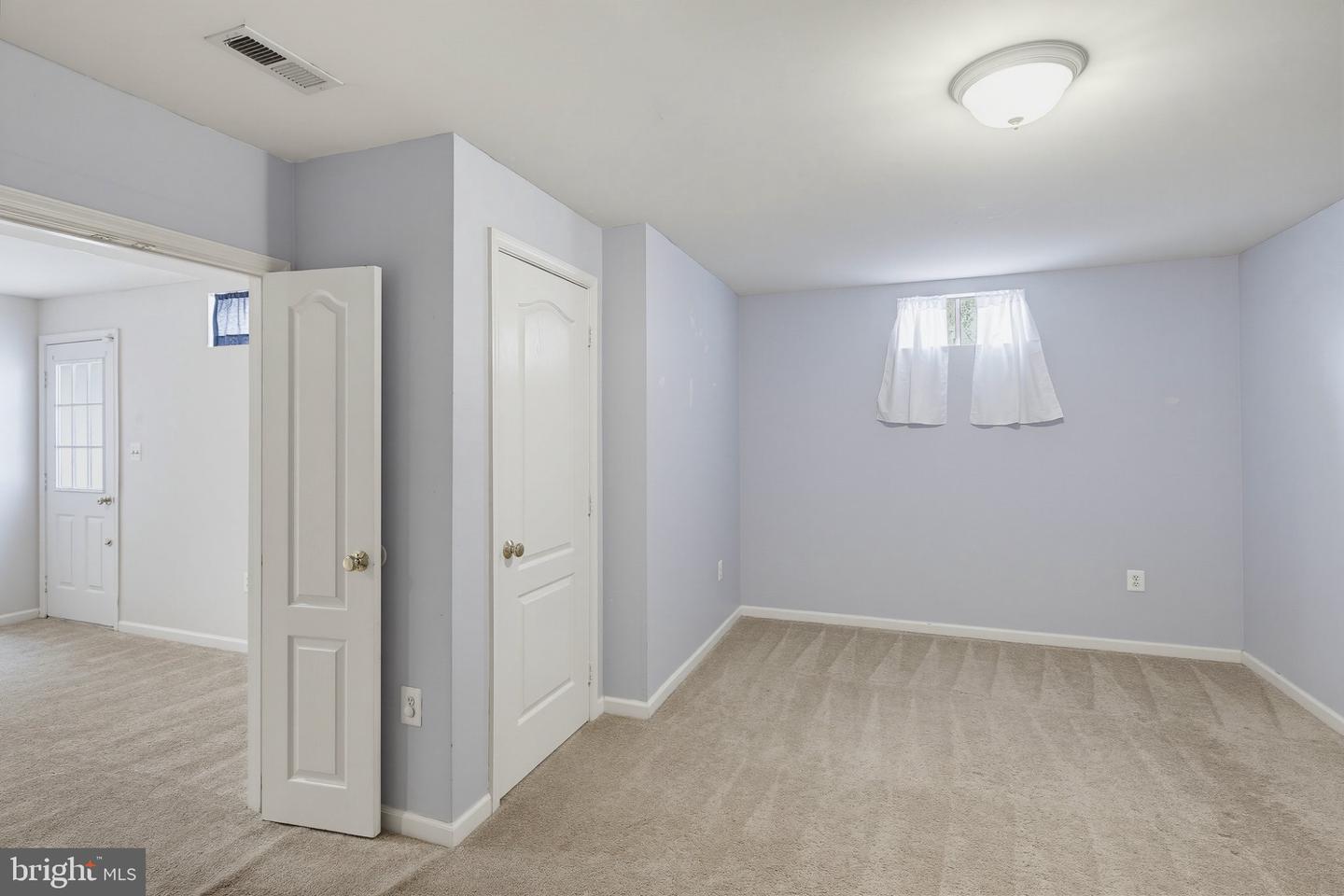 11159 Pond Fountain Ct Property Photo 48