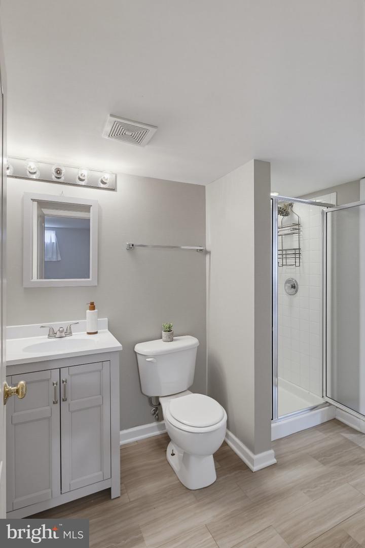 11159 Pond Fountain Ct Property Photo 50