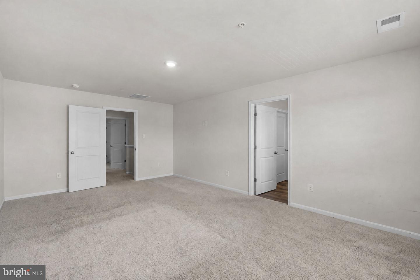 2070 Pomona Way Property Photo 15