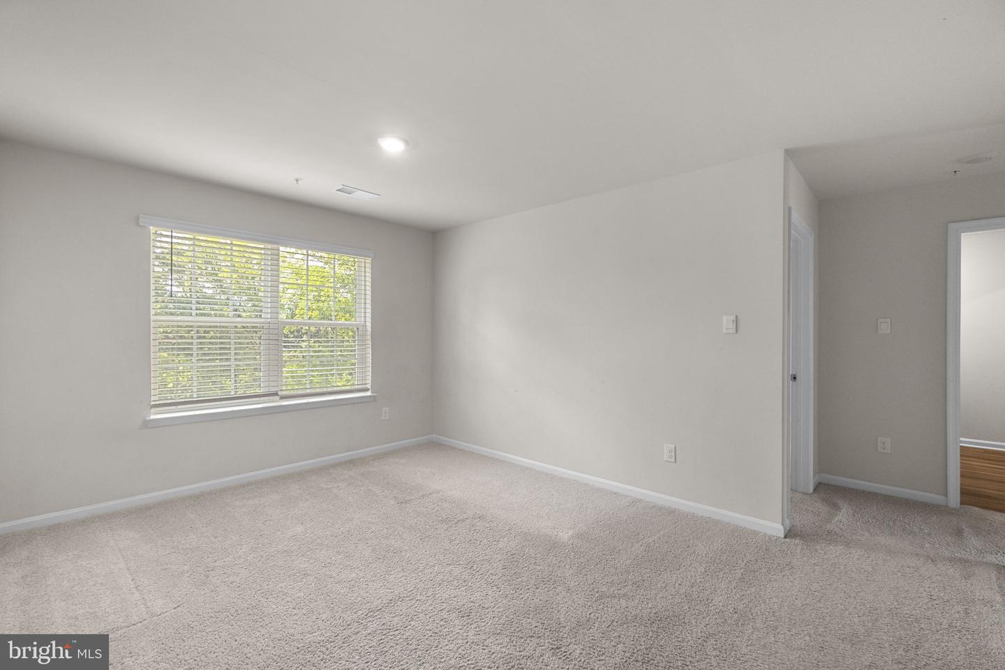 2070 Pomona Way Property Photo 23