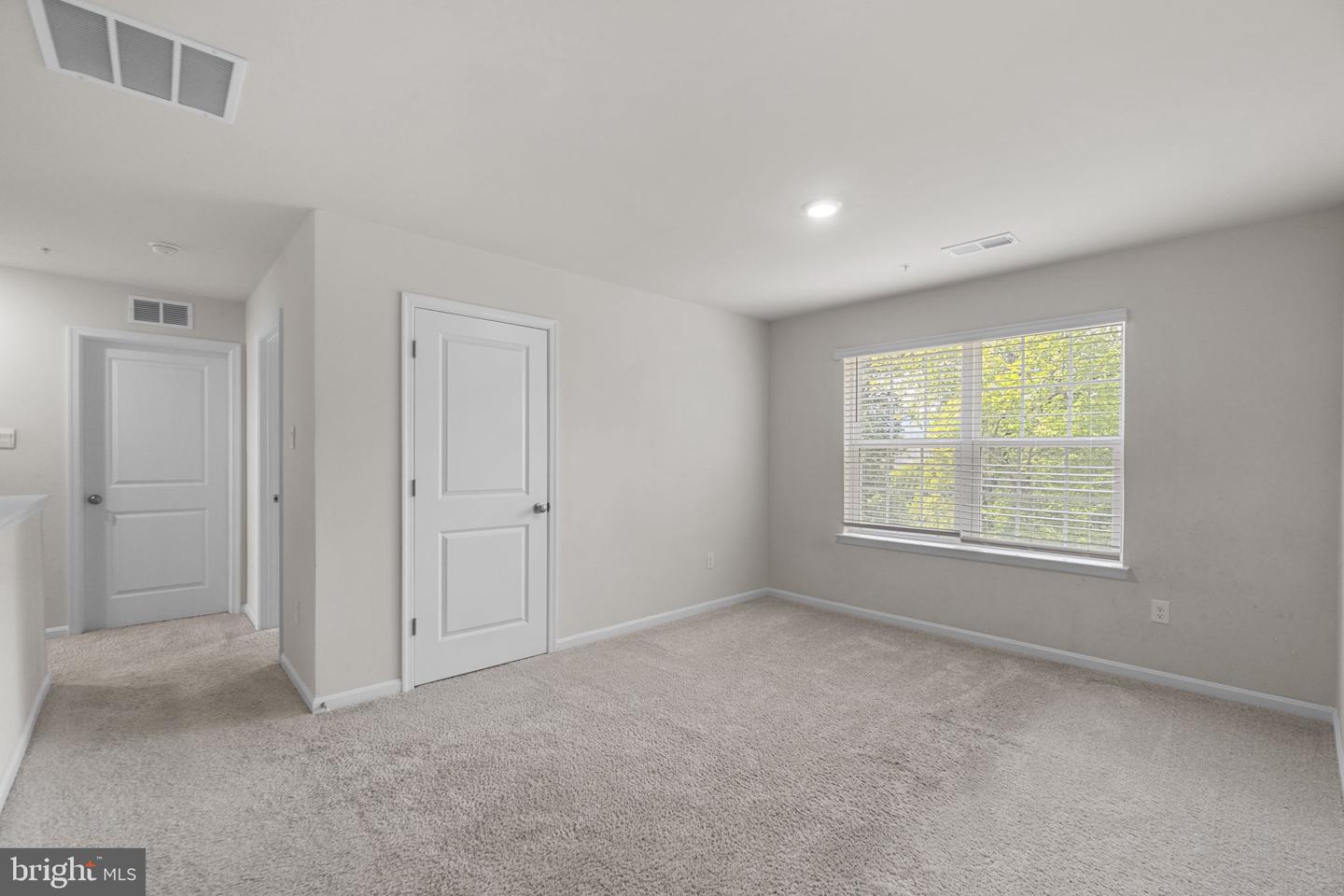 2070 Pomona Way Property Photo 24