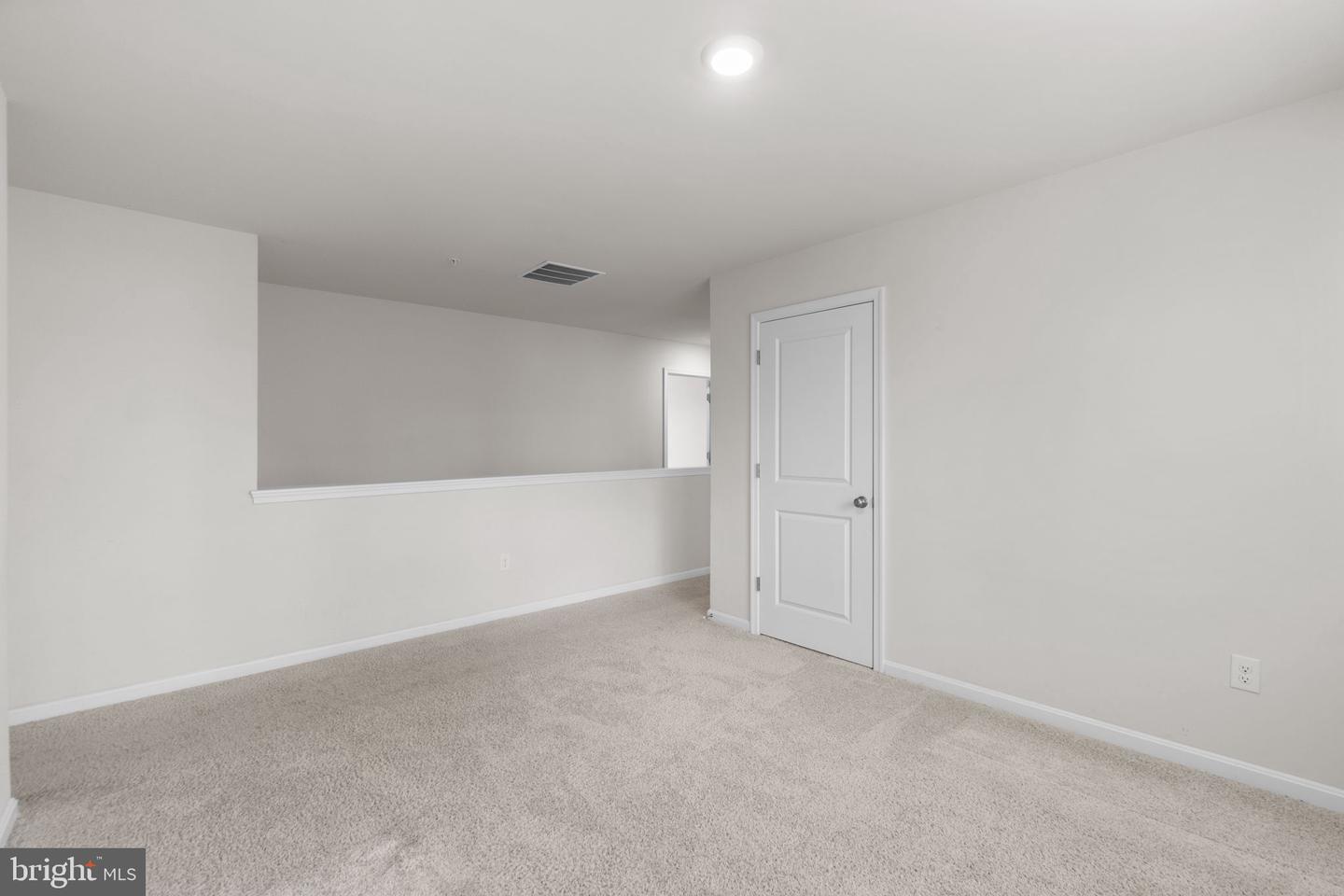 2070 Pomona Way Property Photo 25