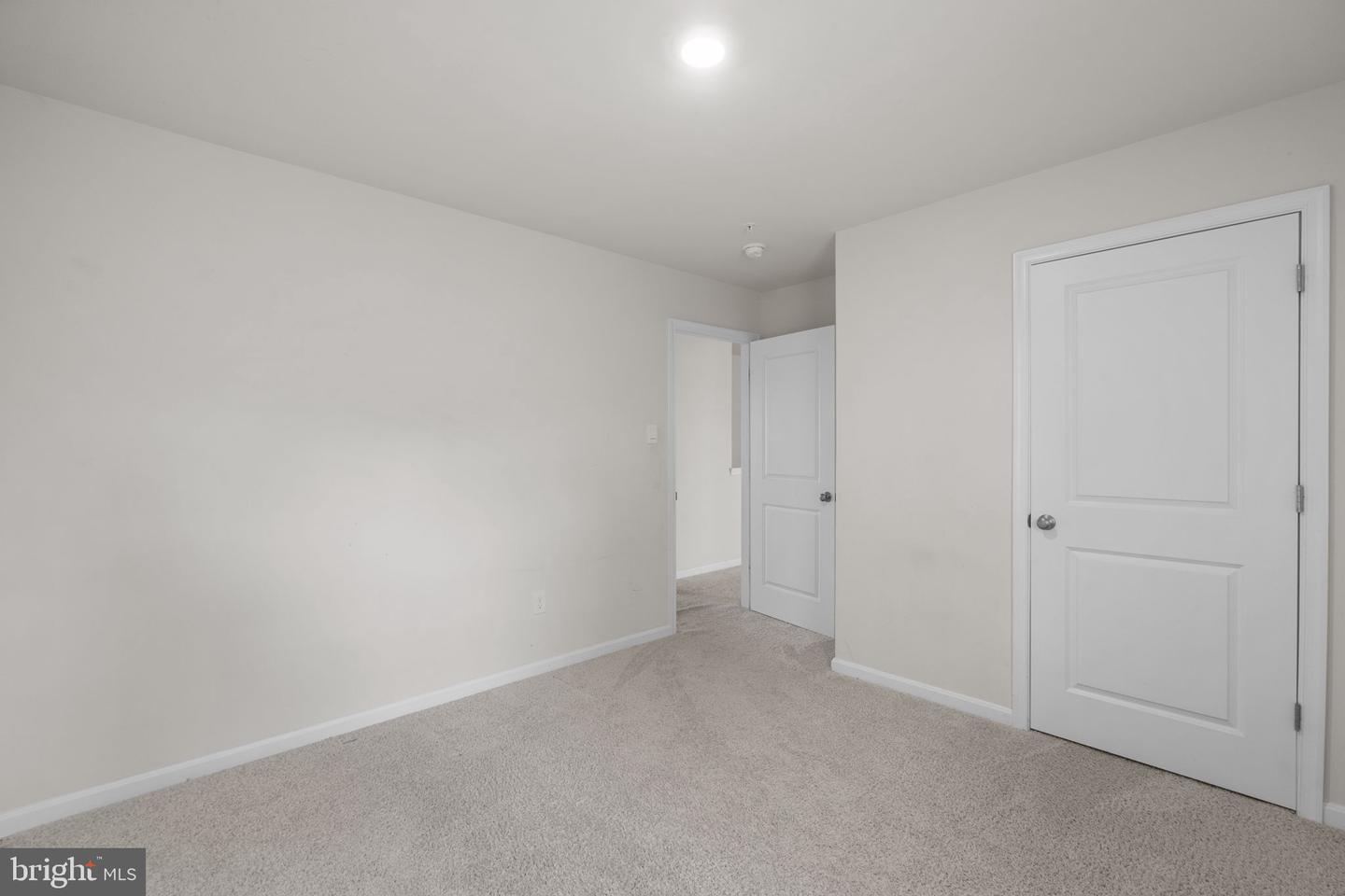 2070 Pomona Way Property Photo 27