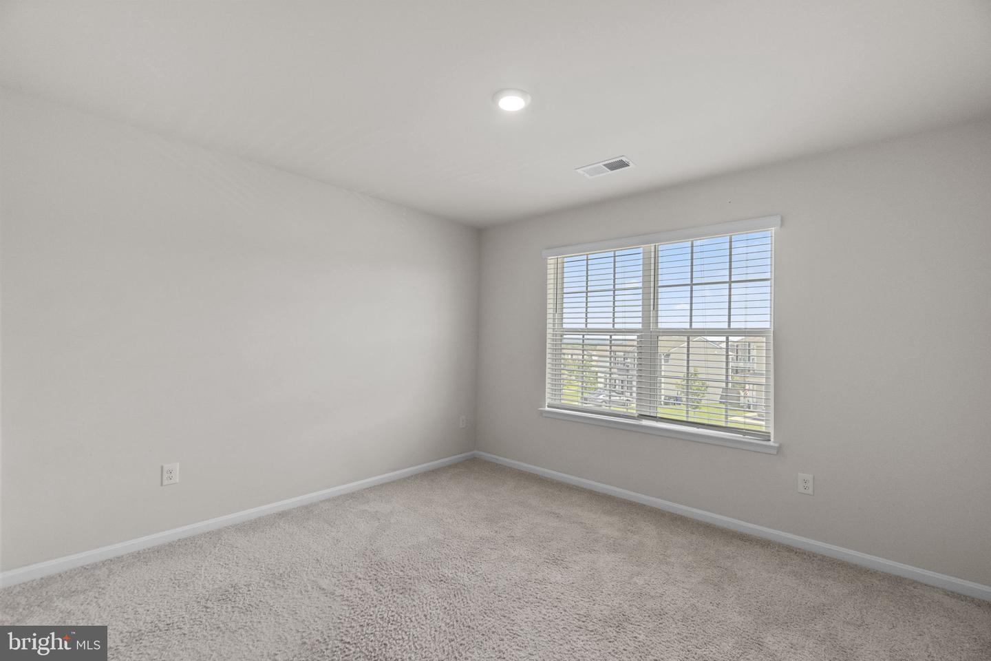 2070 Pomona Way Property Photo 30