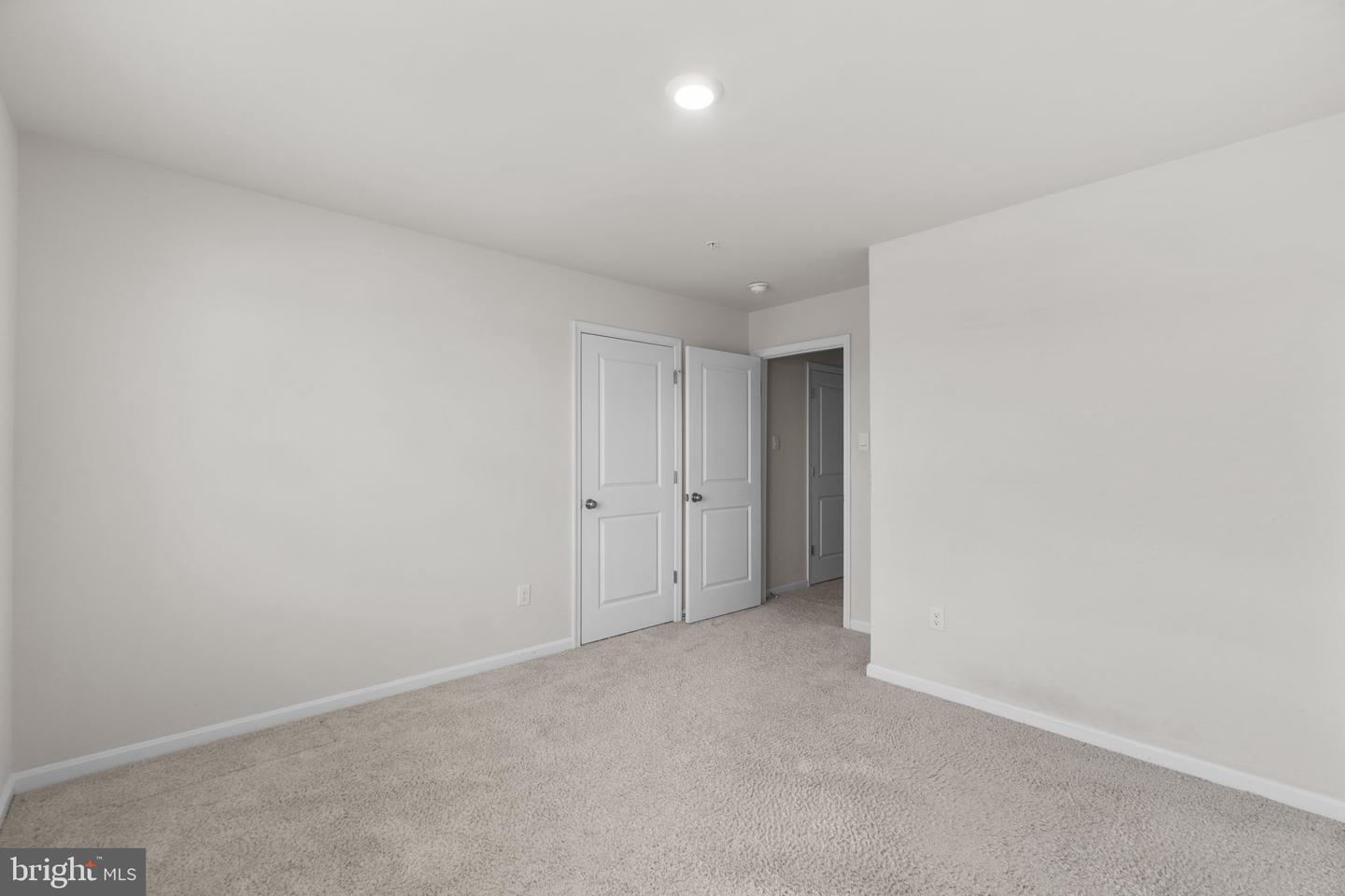 2070 Pomona Way Property Photo 31
