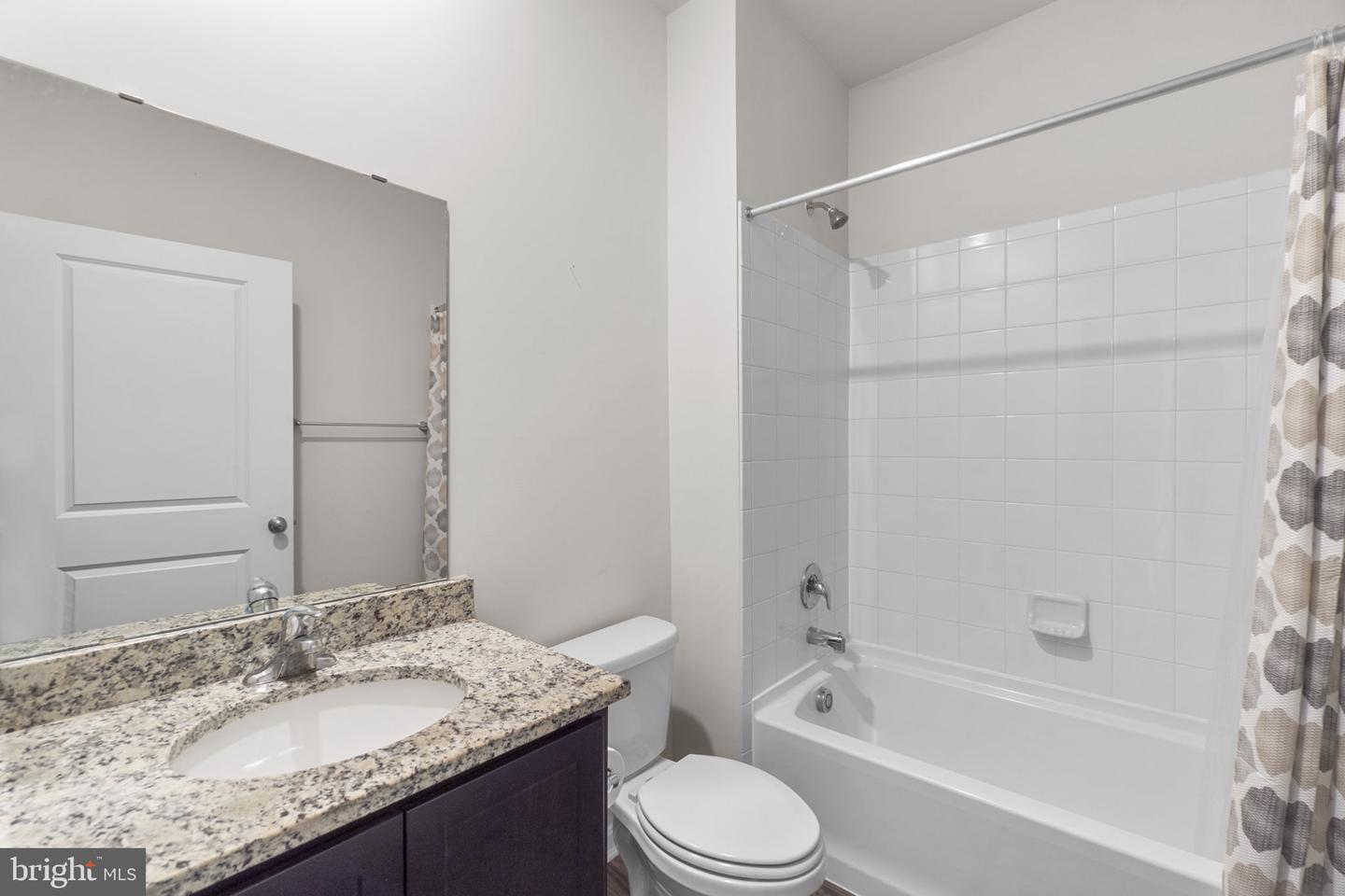 2070 Pomona Way Property Photo 35