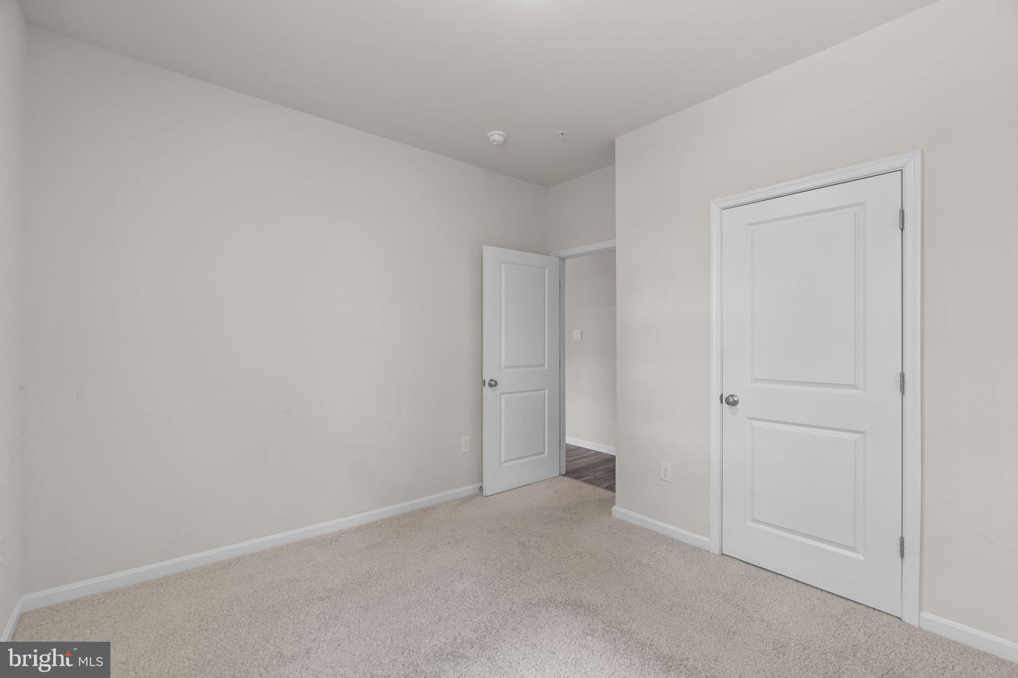 2070 Pomona Way Property Photo 37