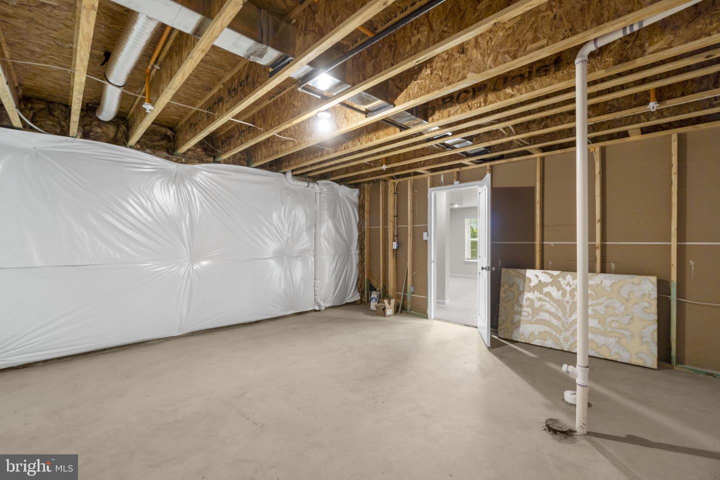 2070 Pomona Way Property Photo 39