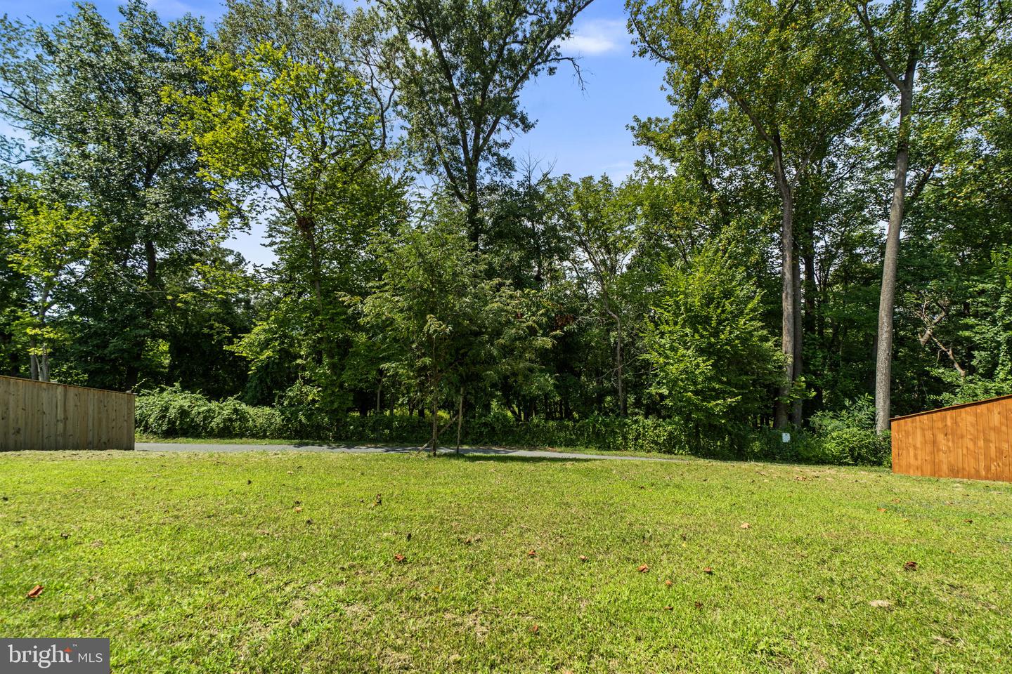 2070 Pomona Way Property Photo 45
