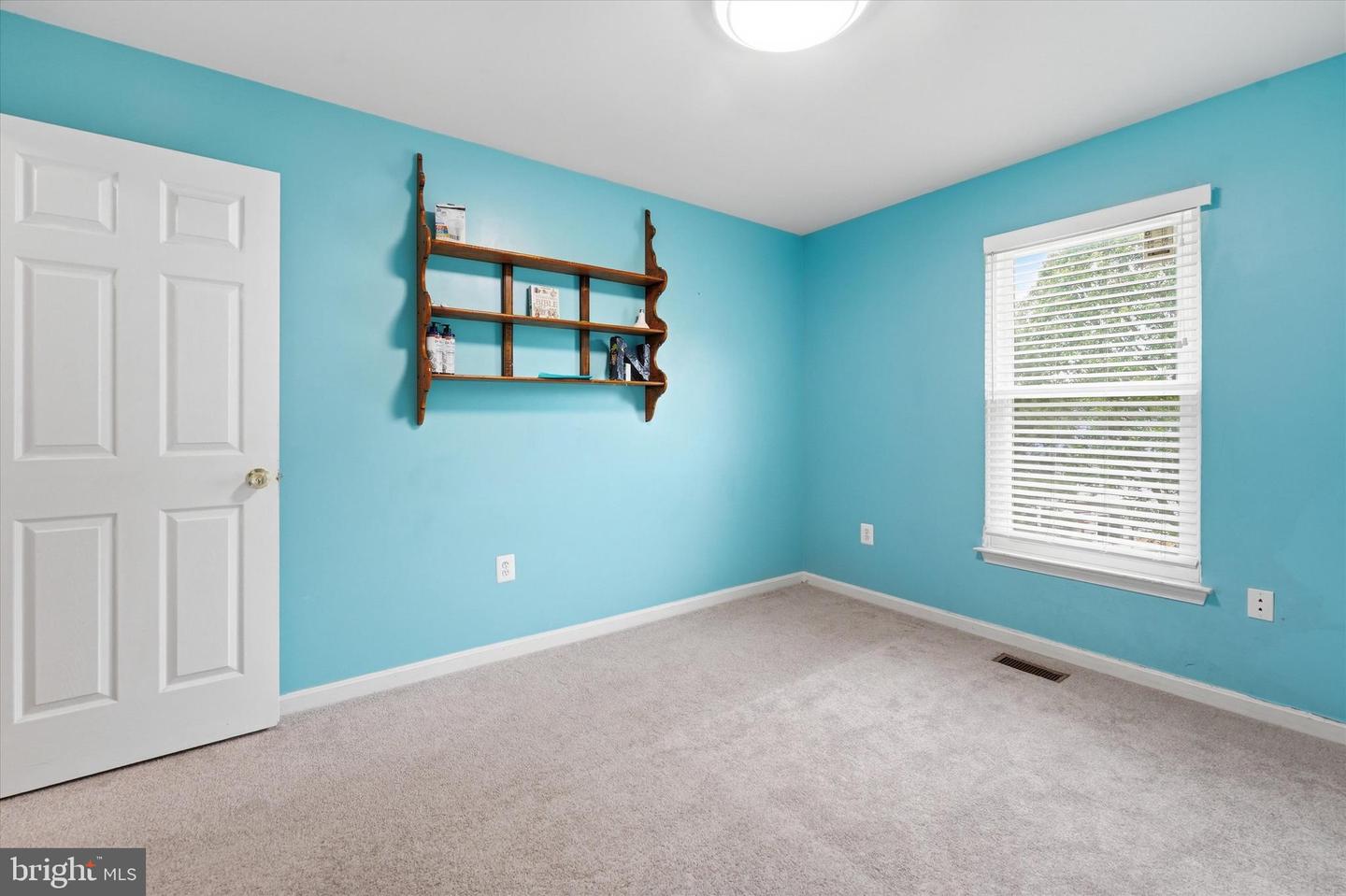 2402 Shaker Ln Property Photo 39