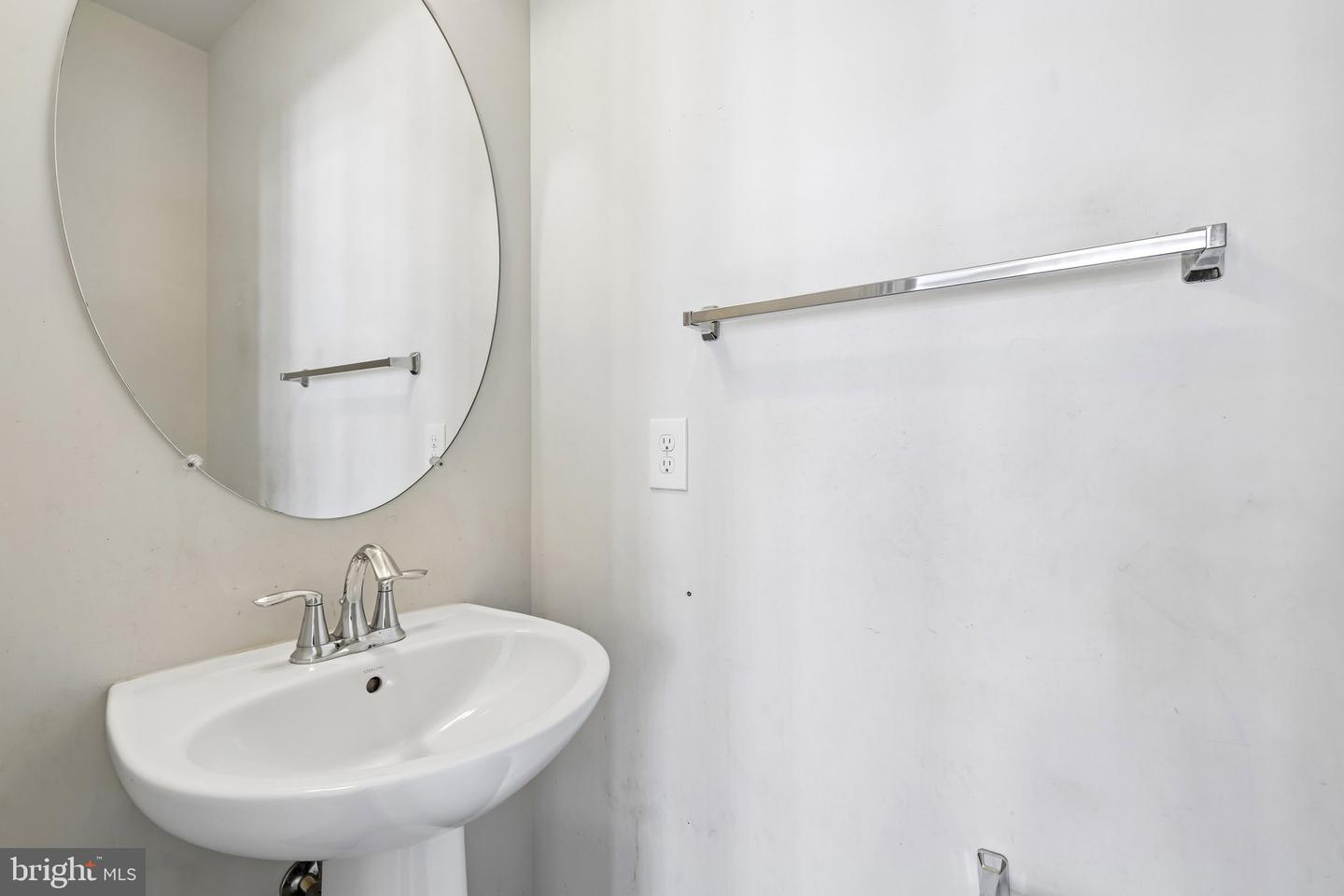 6185 Murray Ter Property Photo 15