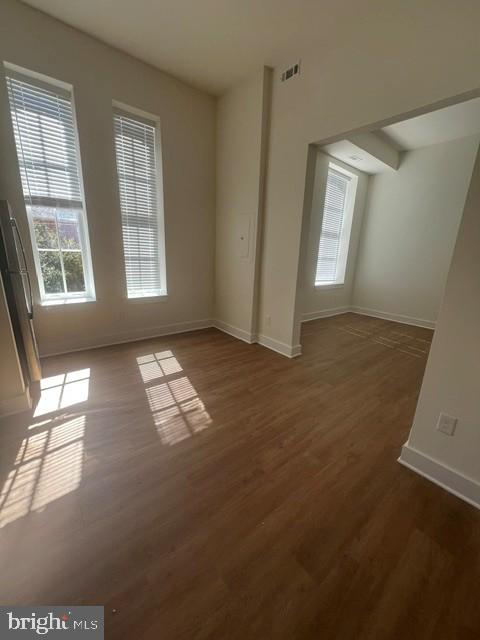 101 W South St Property Photo 3
