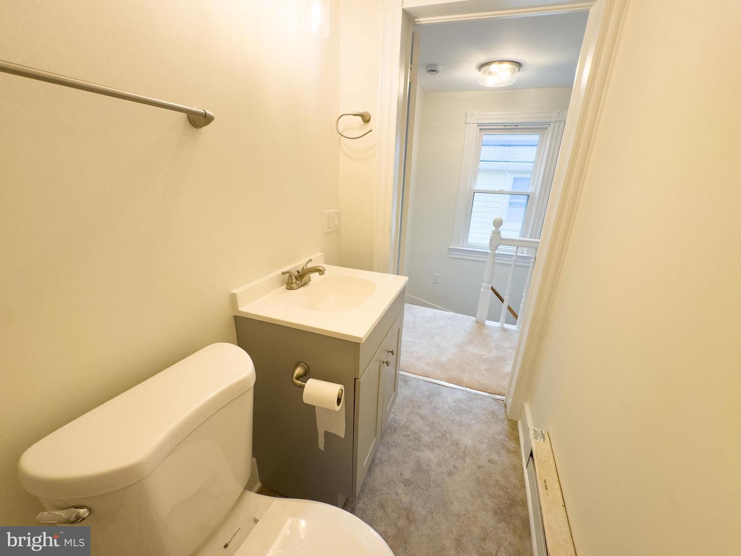 213 W B St Property Photo 31