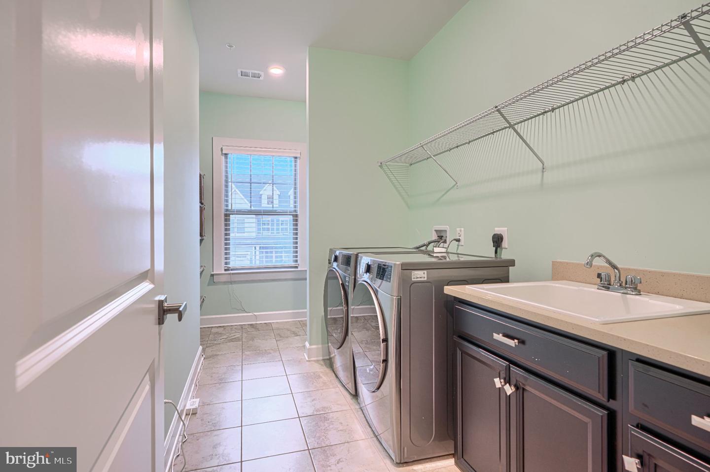 7142 Starmount Way Property Photo 60
