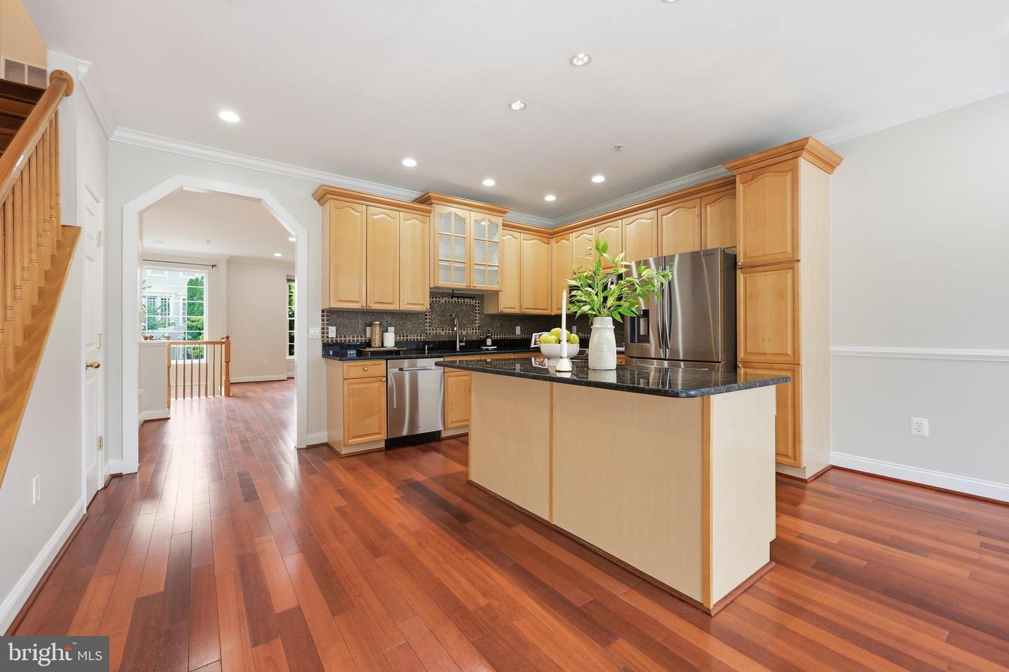 3717 Singleton Ter Property Photo 10