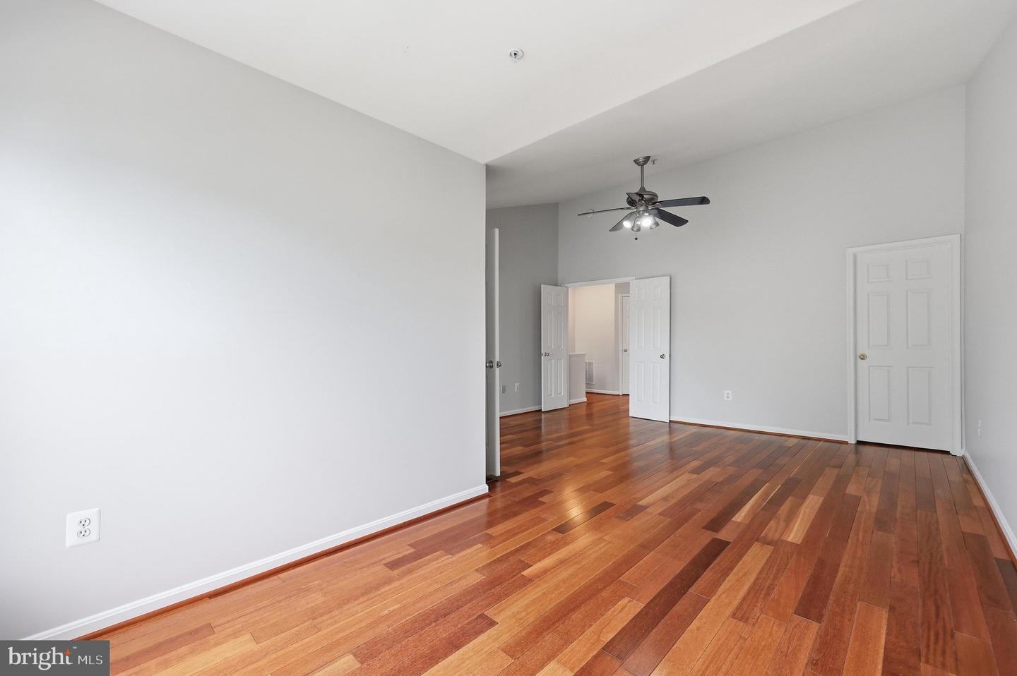 3717 Singleton Ter Property Photo 19