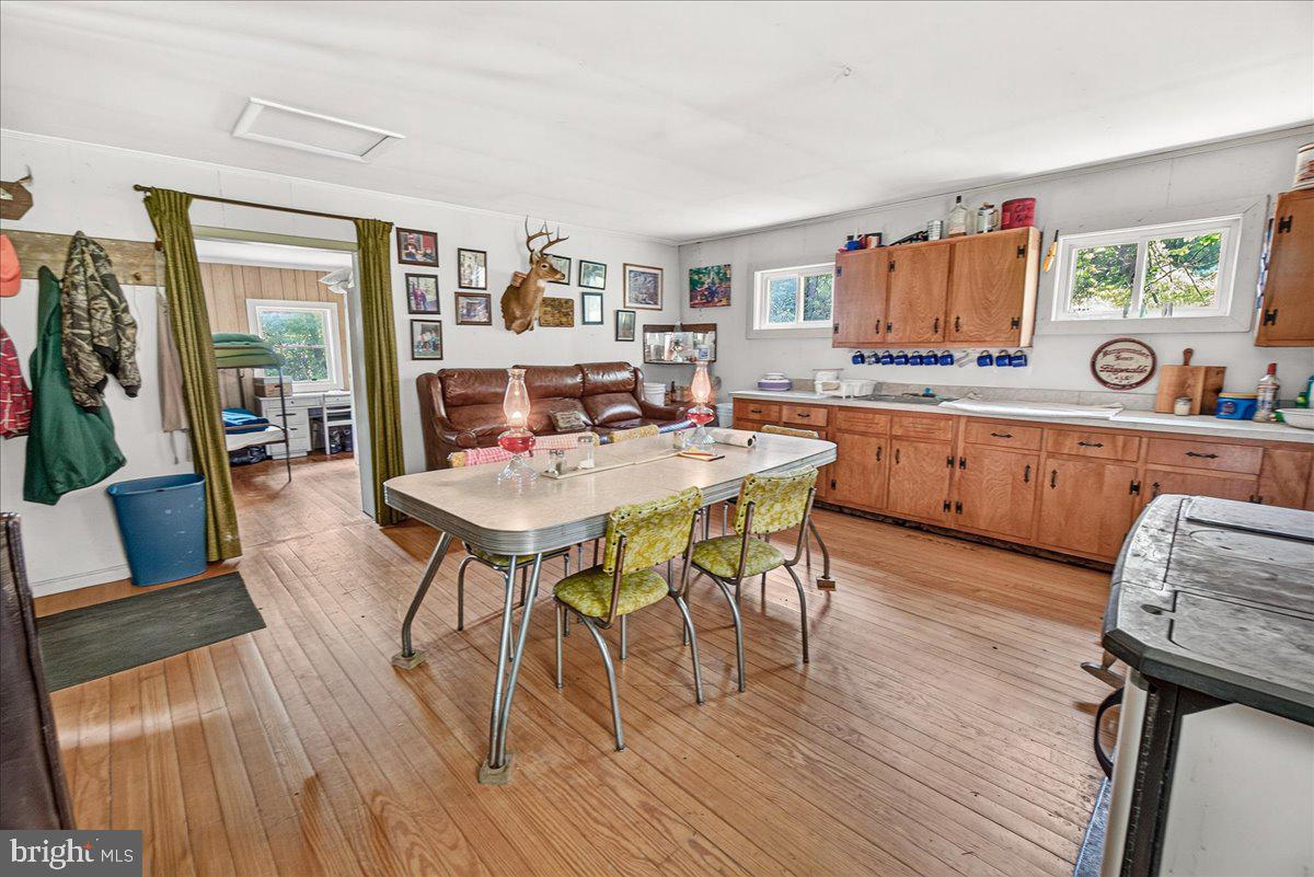MDFR2086990 Property Photo 32
