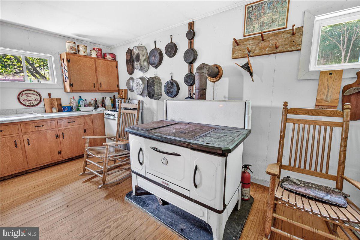 MDFR2086990 Property Photo 35