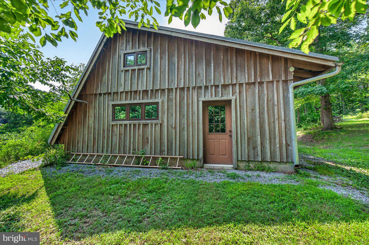 MDFR2086990 Property Photo 42