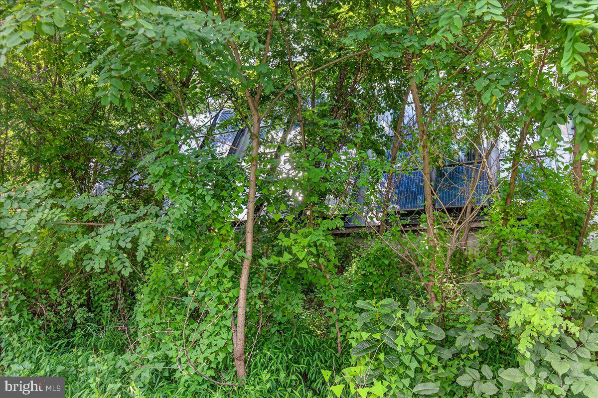 MDFR2086990 Property Photo 46
