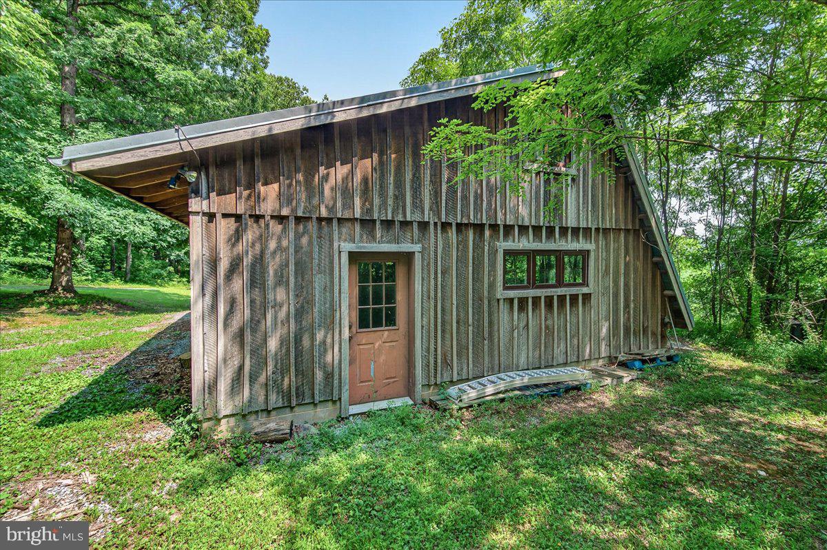 MDFR2086990 Property Photo 50