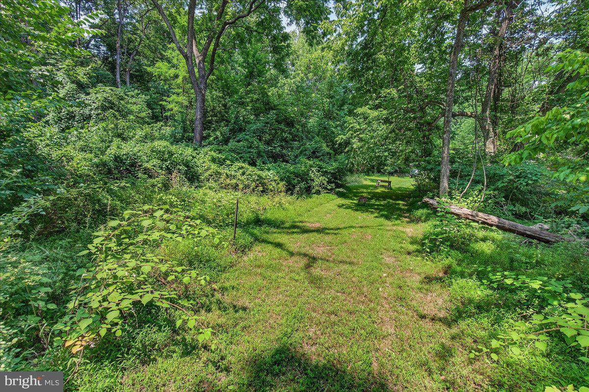 MDFR2086990 Property Photo 77