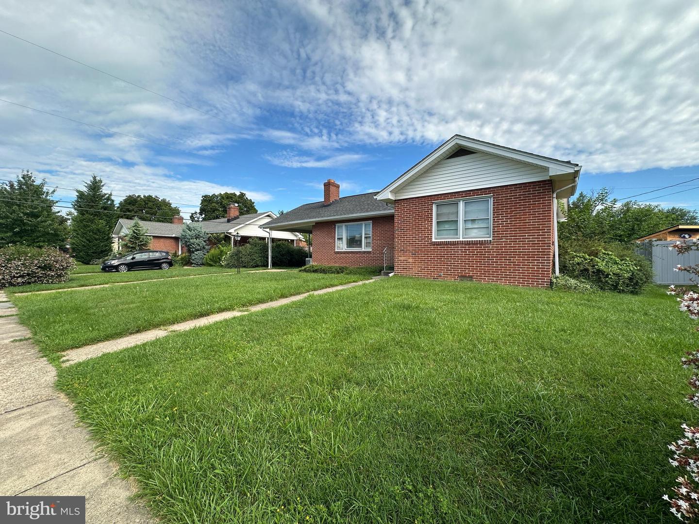 405 Delaware Rd Property Photo 14