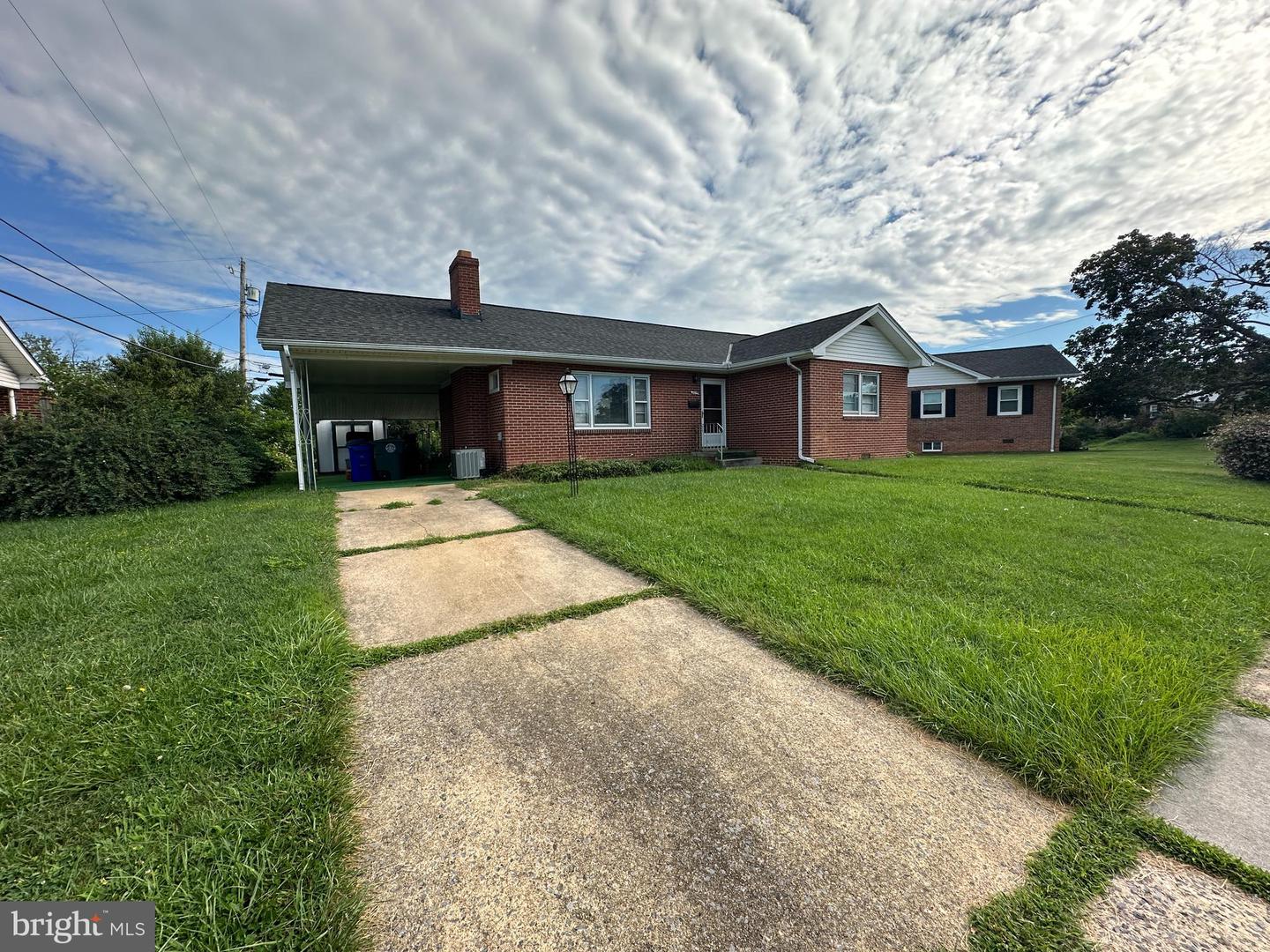 405 Delaware Rd Property Photo 15