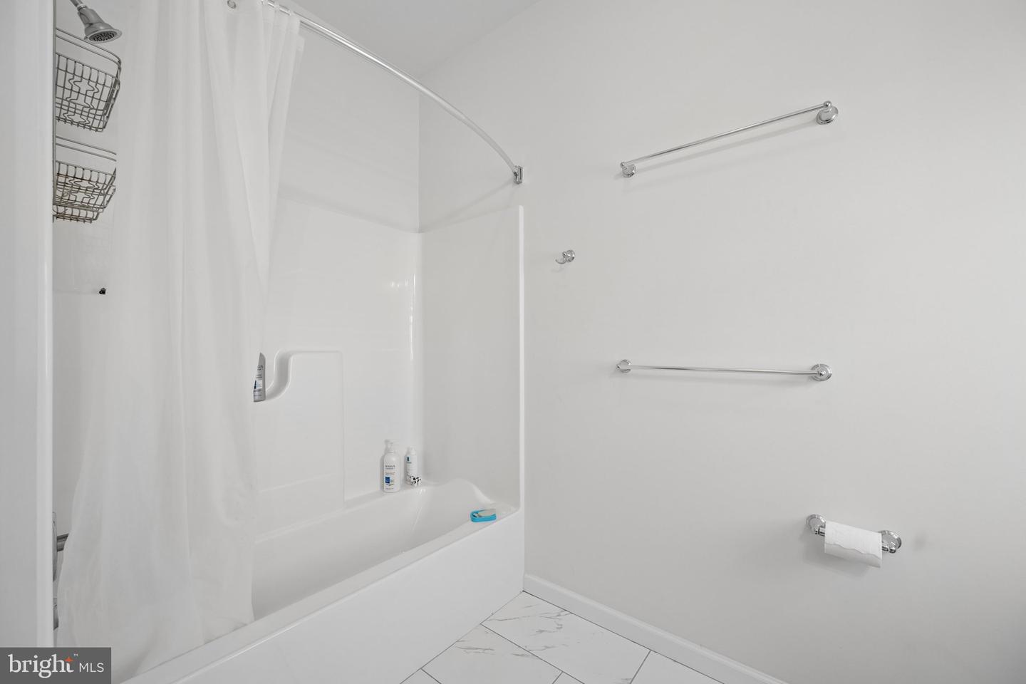 2746 Scarecrow Ter Property Photo 41