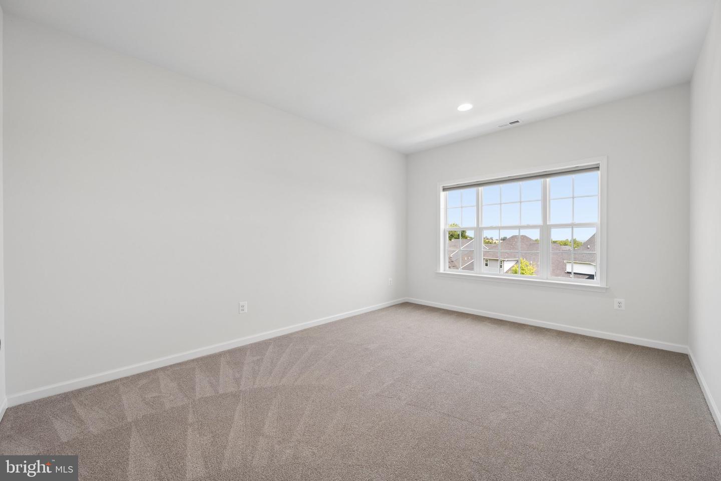 2746 Scarecrow Ter Property Photo 45