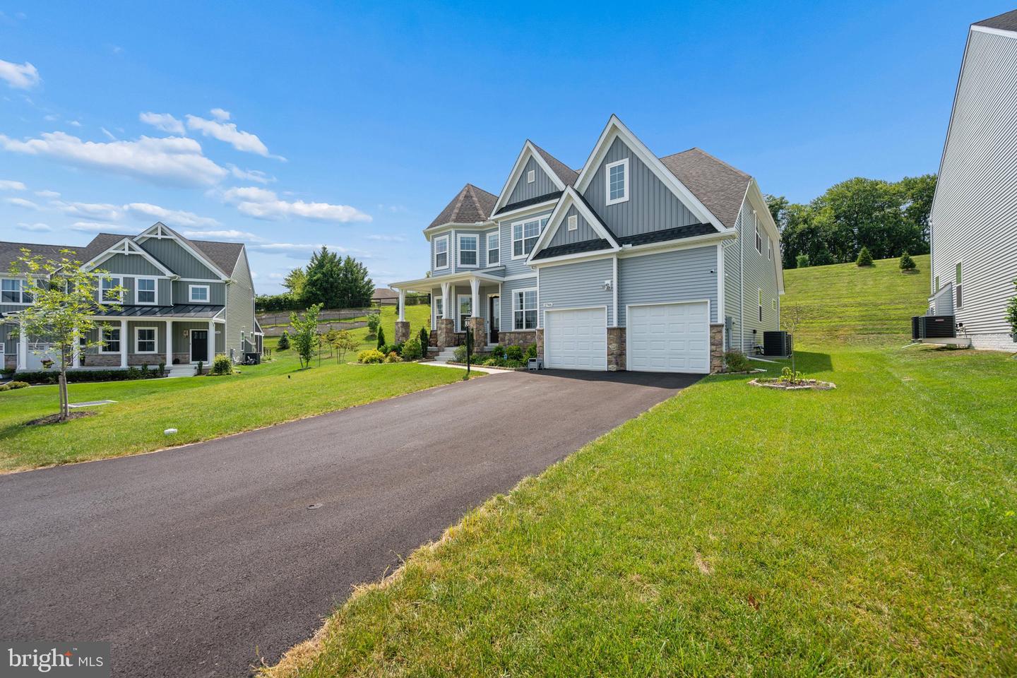 2746 Scarecrow Ter Property Photo 72