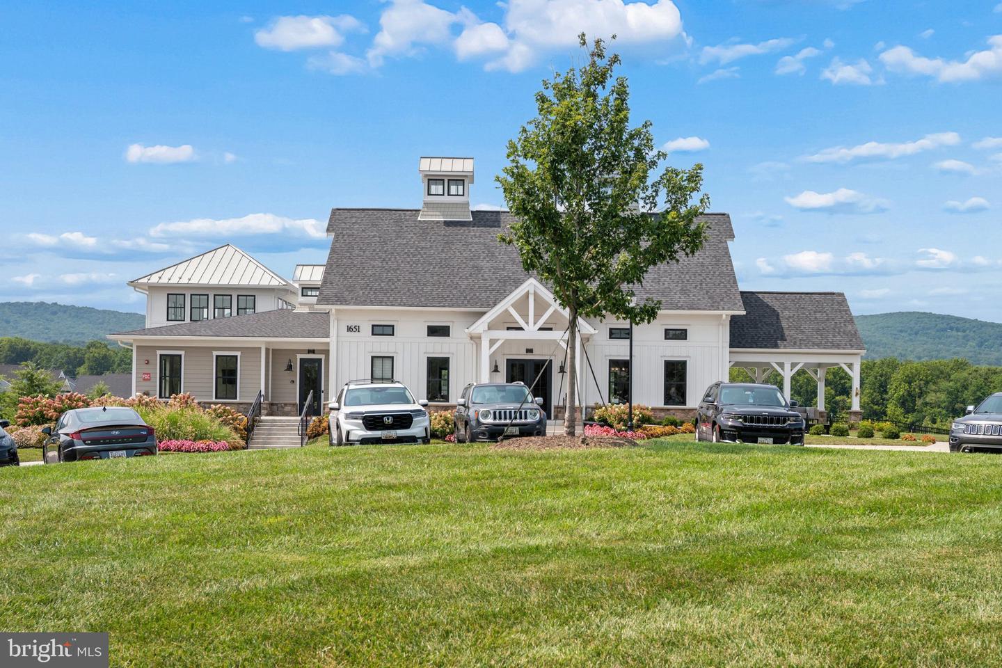 2746 Scarecrow Ter Property Photo 83