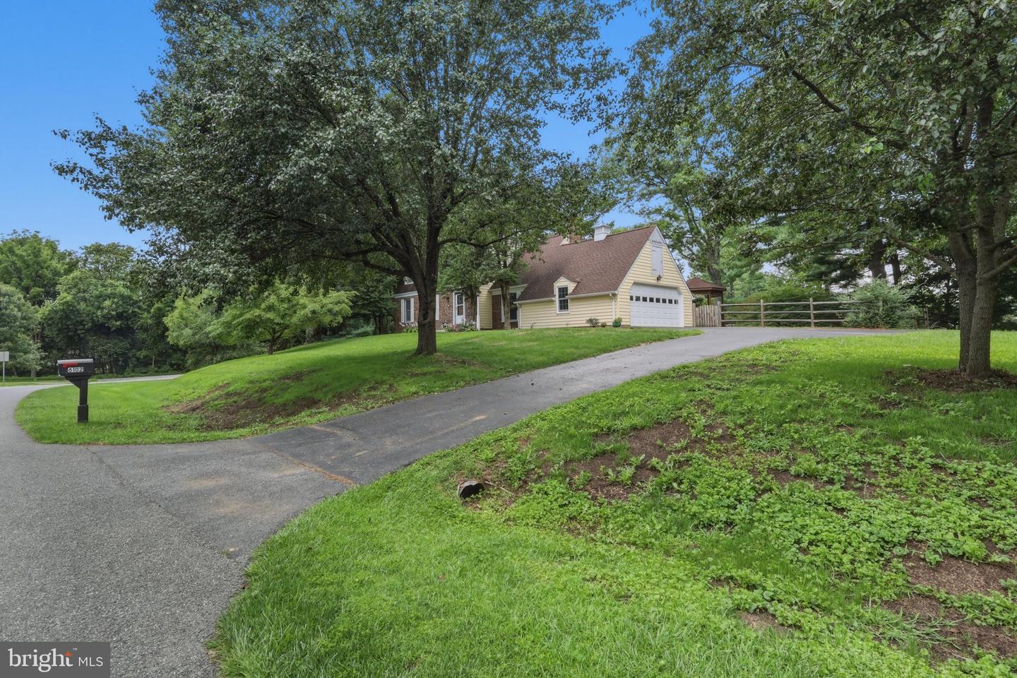 6102 Ridgeline Dr Property Photo 4