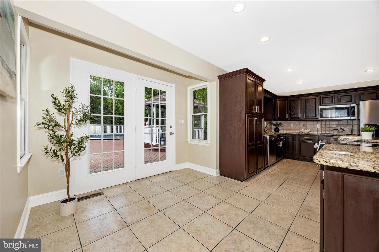 4109 Cove Ct Property Photo 17