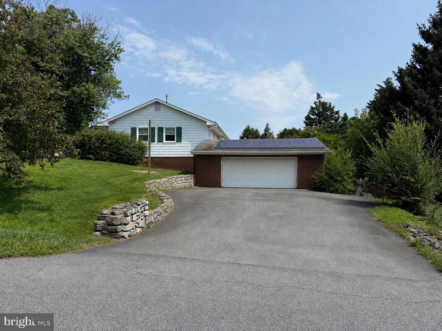 5601 Calvert Dr Property Photo 2