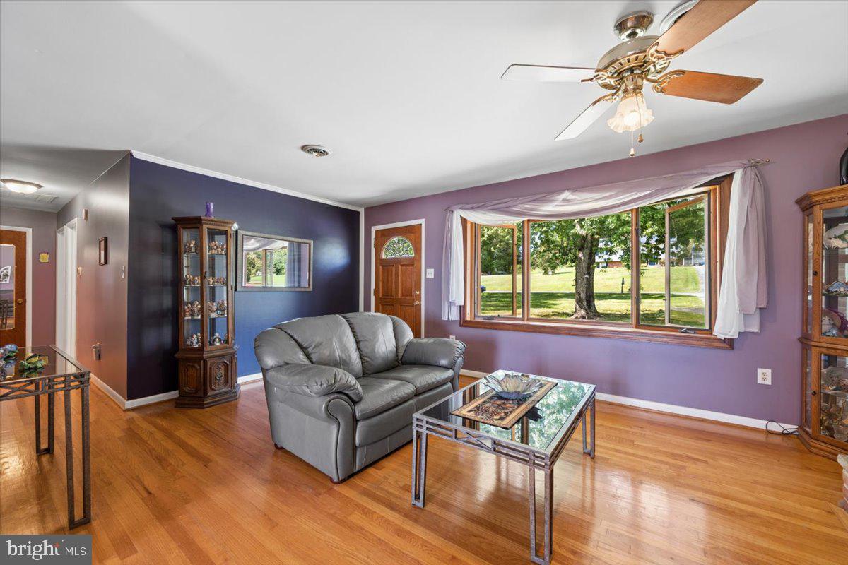 5601 Calvert Dr Property Photo 6
