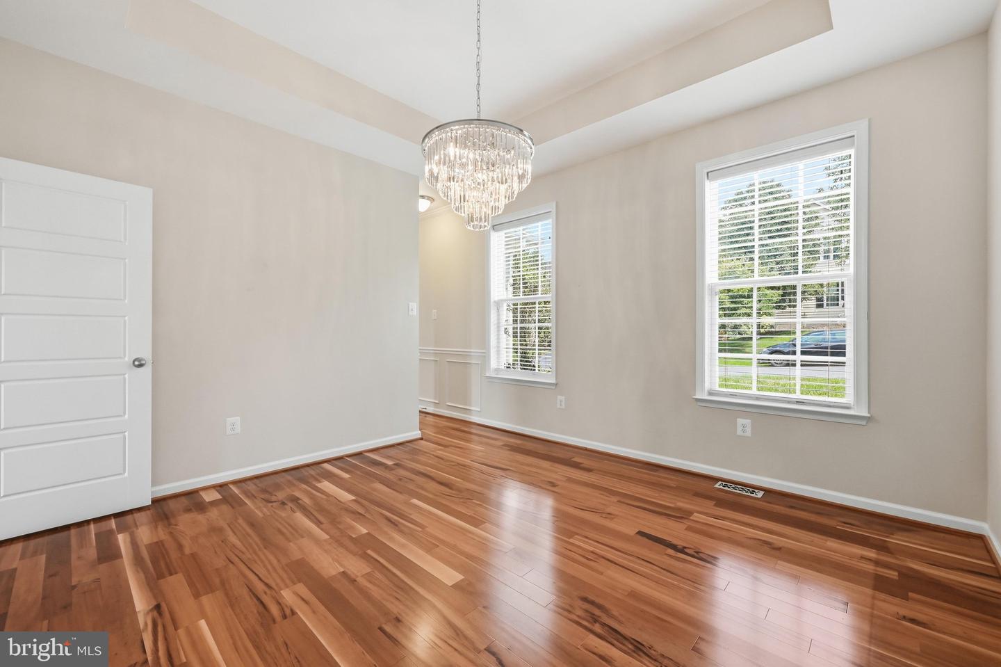 6882 Woodrise Rd Property Photo 10