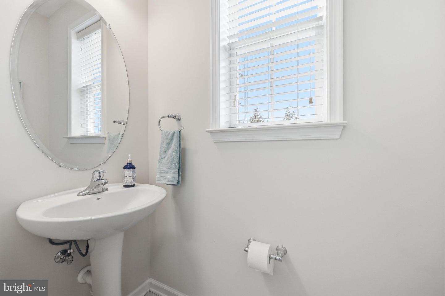 6882 Woodrise Rd Property Photo 21