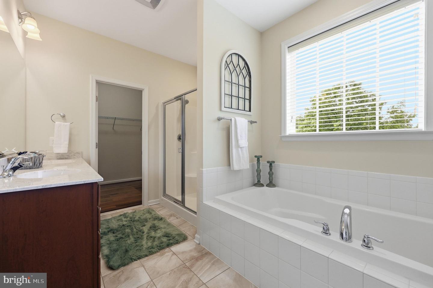 6882 Woodrise Rd Property Photo 26