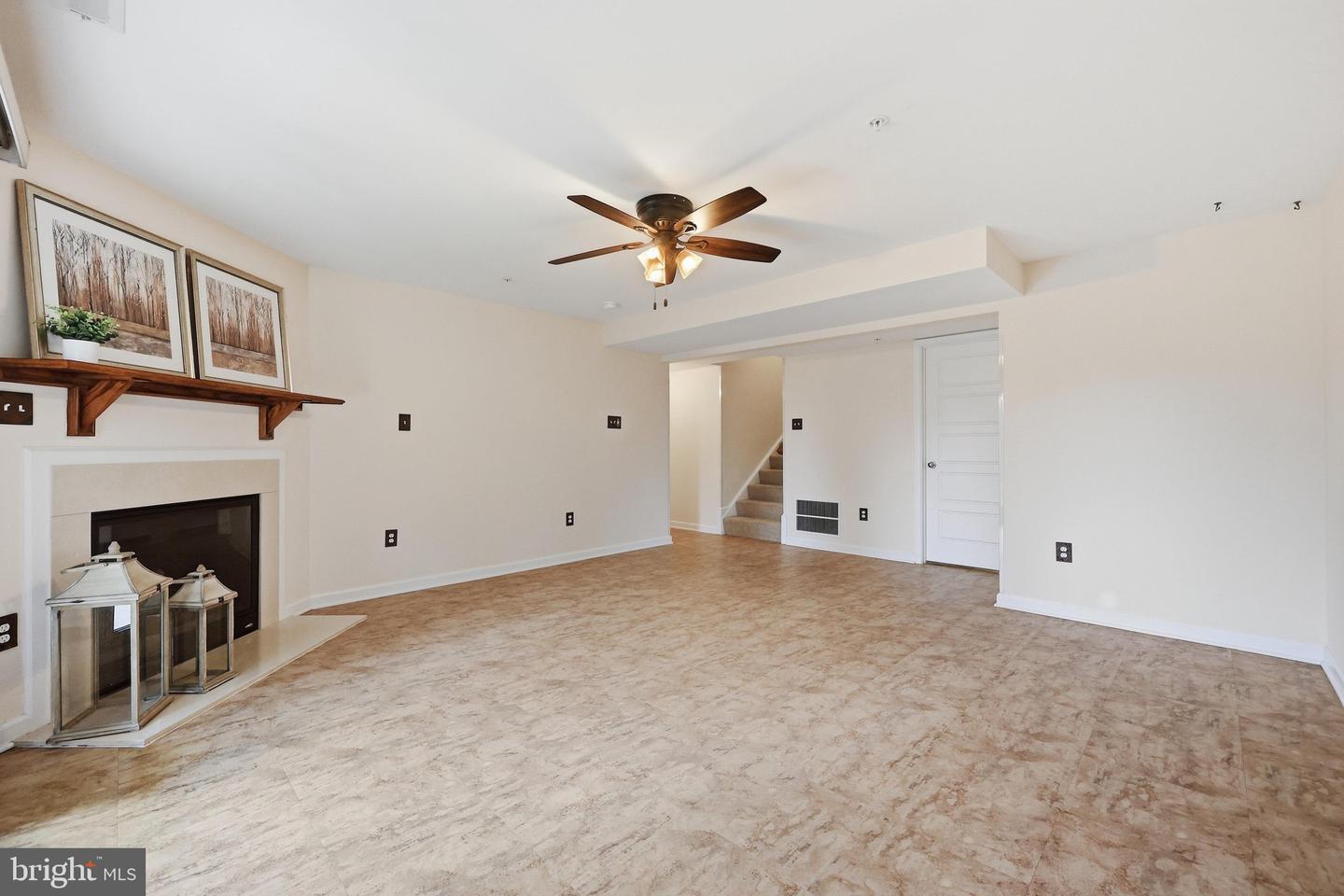 6882 Woodrise Rd Property Photo 34