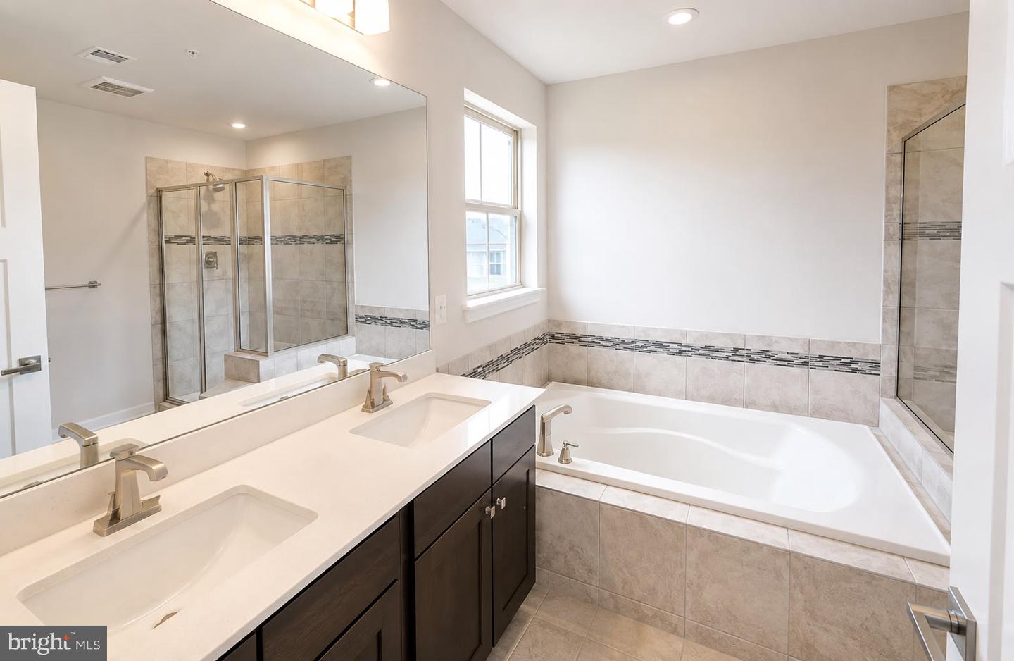 6131 Aster View Ln Property Photo 11