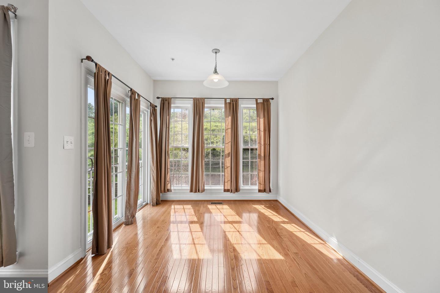 6384 Meandering Woods Ct Property Photo 16