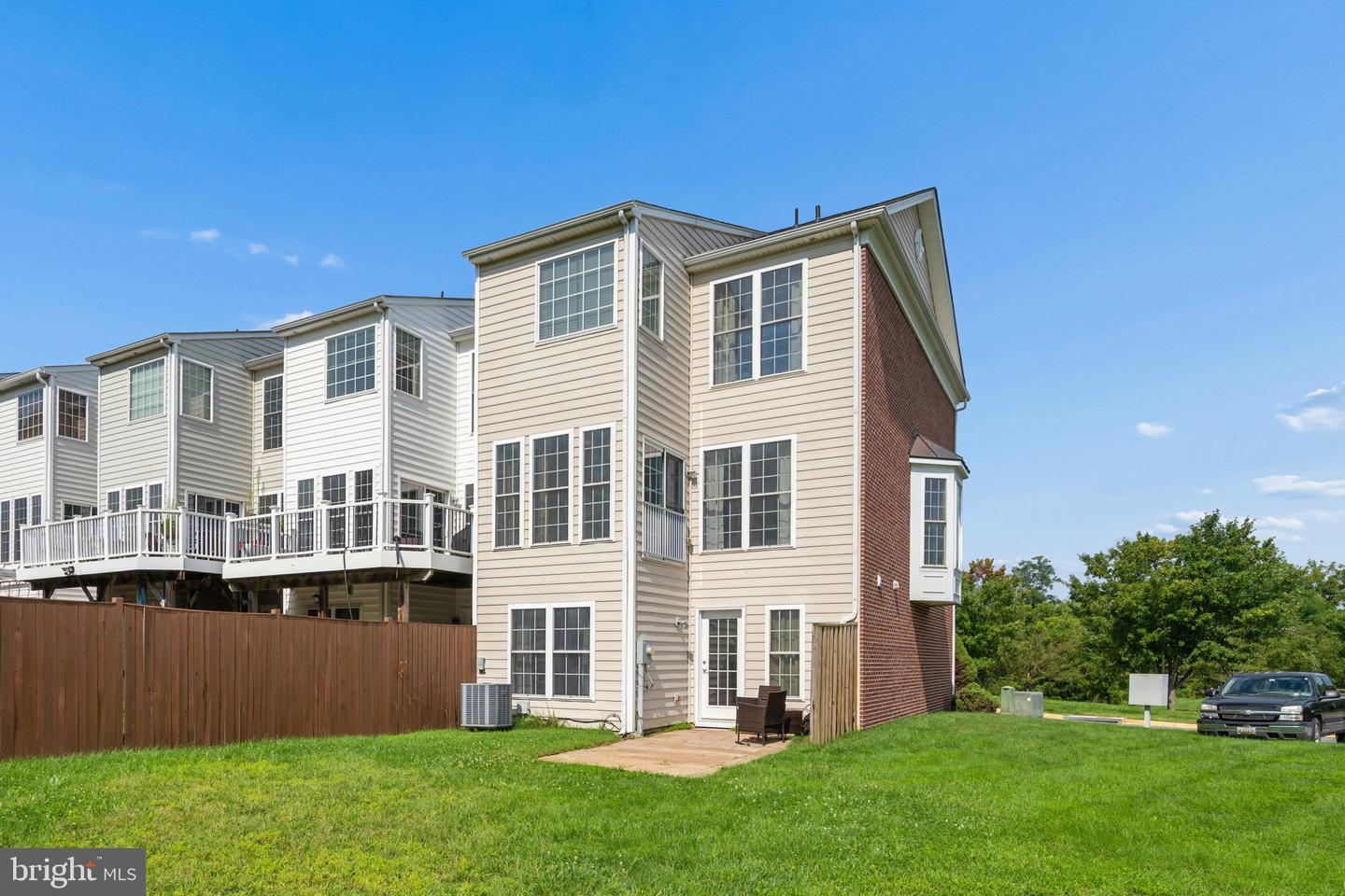 6384 Meandering Woods Ct Property Photo 57