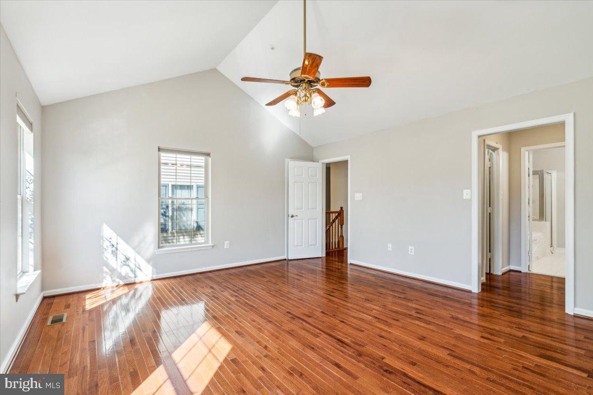 2442 Rippling Brook Rd Property Photo 24