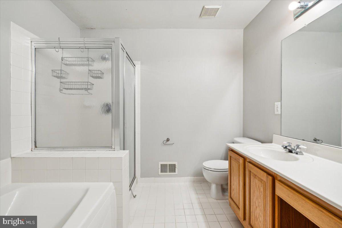 2442 Rippling Brook Rd Property Photo 26