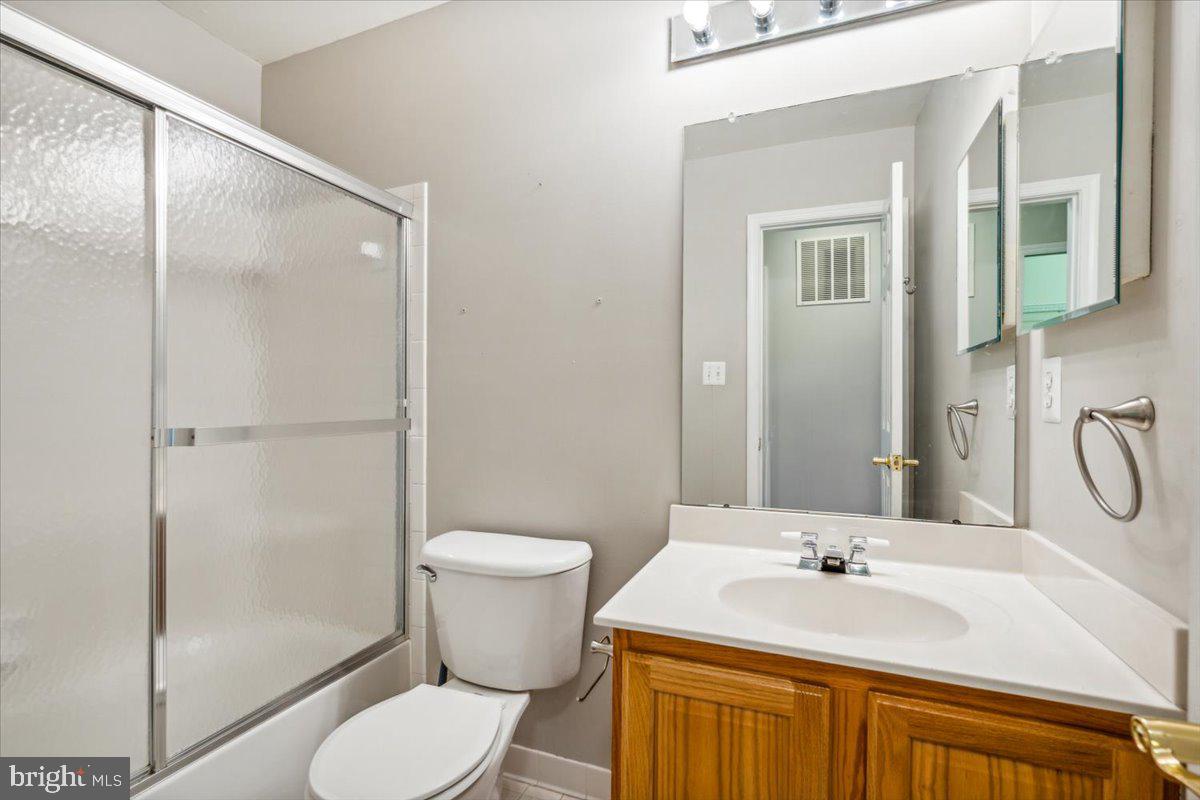 2442 Rippling Brook Rd Property Photo 31