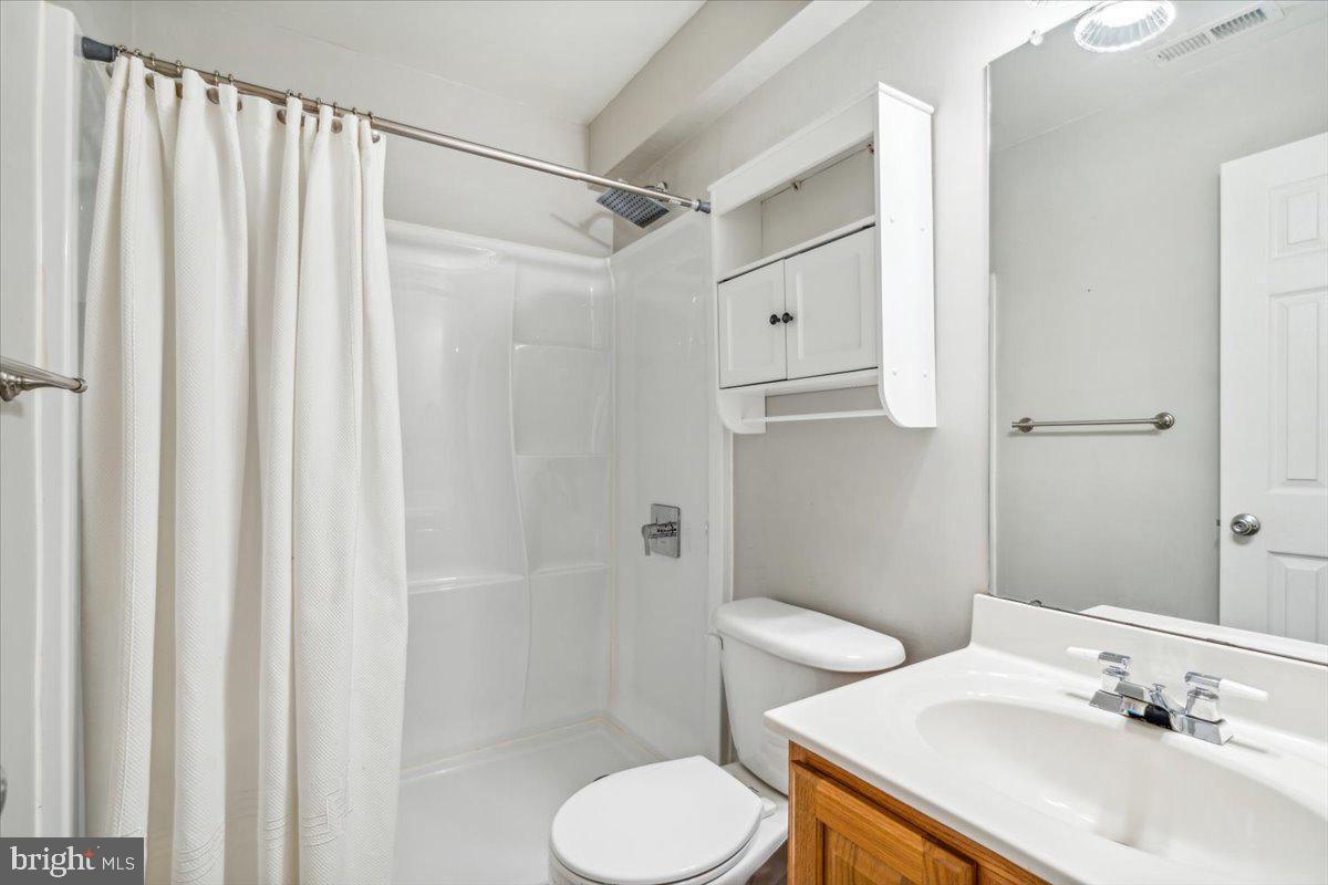 2442 Rippling Brook Rd Property Photo 40
