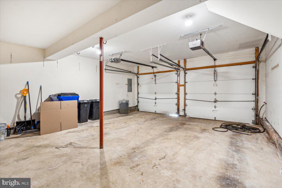 2442 Rippling Brook Rd Property Photo 42