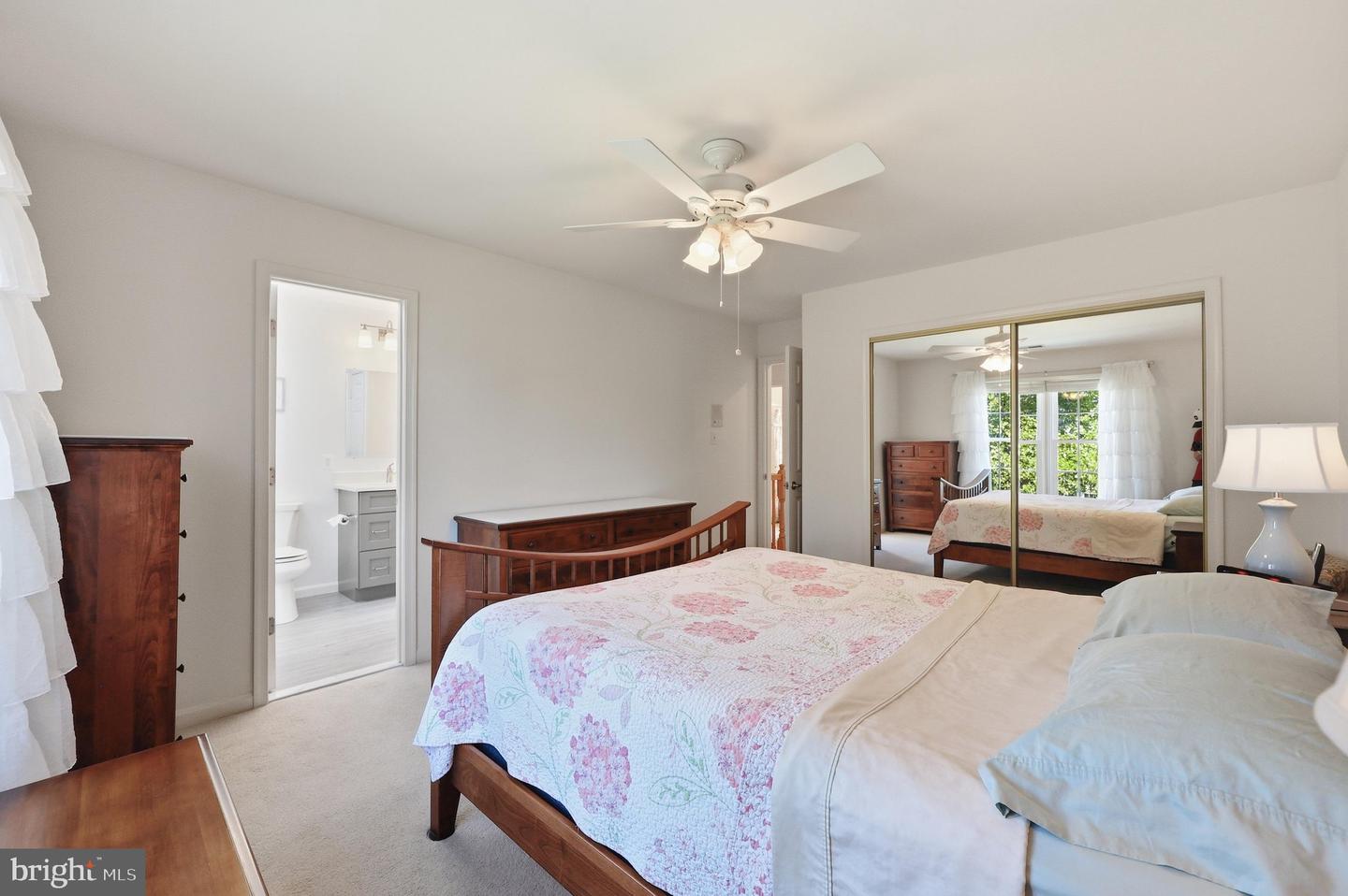 1019 Chinaberry Dr Property Photo 27