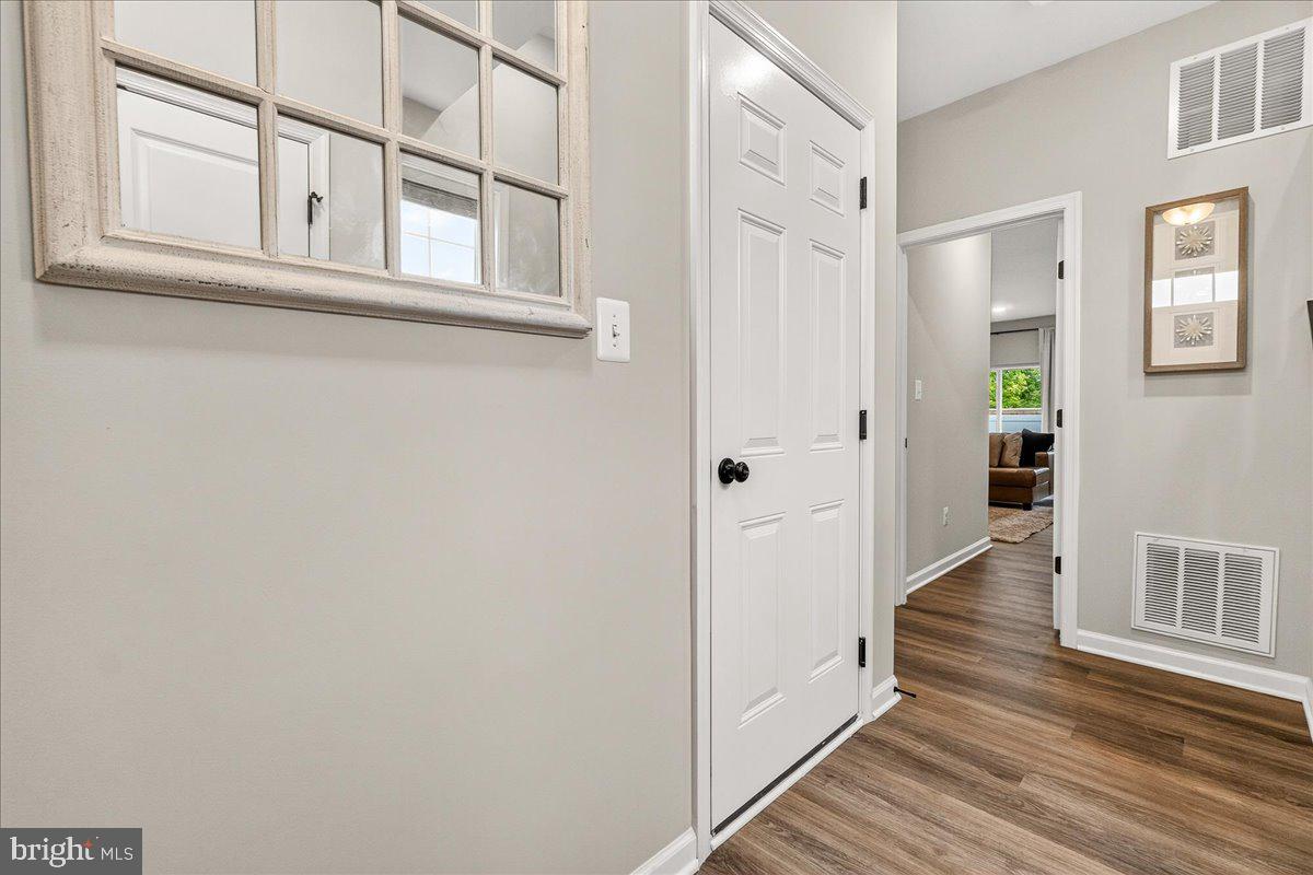 115 Spring Bank Way Property Photo 6